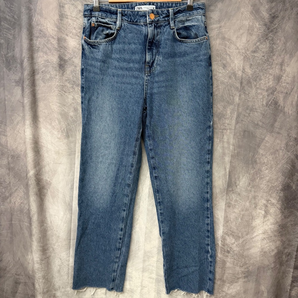 Zara Women Blue High Waisted Straight Leg Raw Hem Jeans Size 6 MEX 28